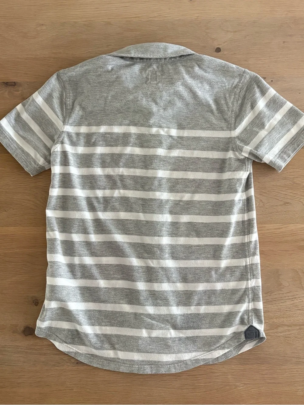 GAP Gray and White Striped Short-Sleeve Button-Down Shirt